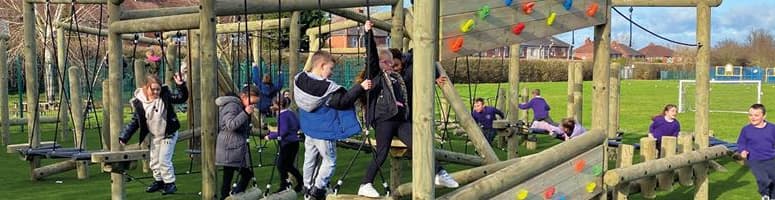 Amazing Primary School Active Play at Underwood West Academy! 